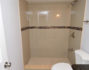 8647 Mallard Reserve Drive - Photo Thumbnail 26