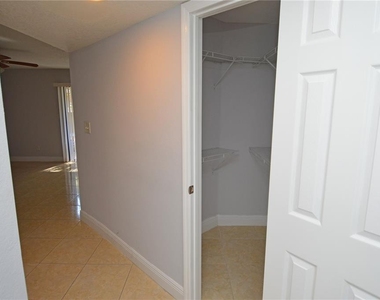 8647 Mallard Reserve Drive - Photo Thumbnail 6
