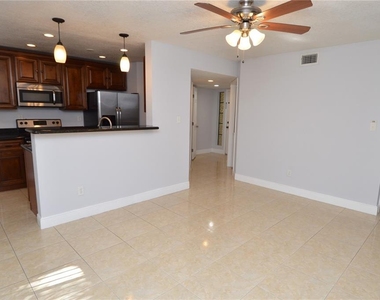 8647 Mallard Reserve Drive - Photo Thumbnail 9