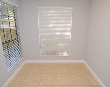 8647 Mallard Reserve Drive - Photo Thumbnail 15