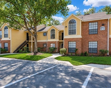 8647 Mallard Reserve Drive - Photo Thumbnail 3