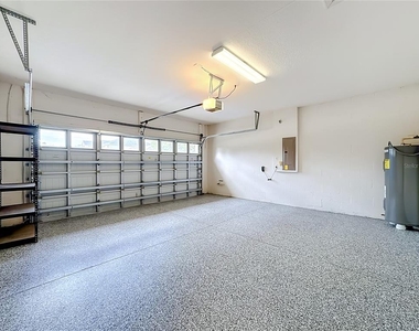 8608 Turnstone Shore Lane - Photo Thumbnail 36