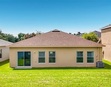 8608 Turnstone Shore Lane - Photo Thumbnail 38