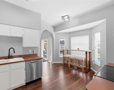 11235 Clayridge Drive - Photo Thumbnail 19