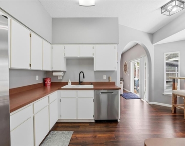 11235 Clayridge Drive - Photo Thumbnail 17