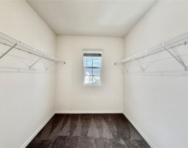 5643 Hollingworth Trail - Photo Thumbnail 16