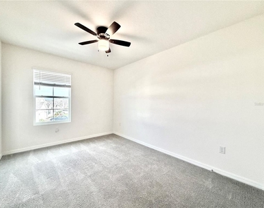 5643 Hollingworth Trail - Photo Thumbnail 12