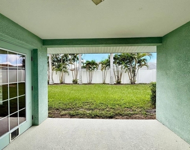 1914 Peaceful Palm Street - Photo Thumbnail 39