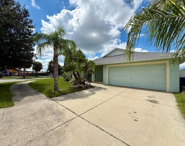 1914 Peaceful Palm Street - Photo Thumbnail 1