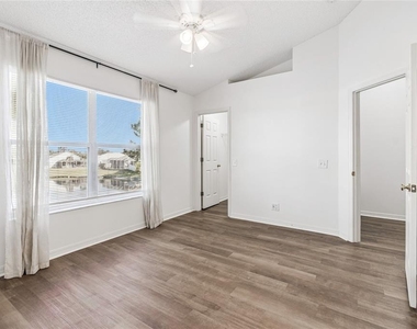 571 Shoreham Court Ne - Photo Thumbnail 41
