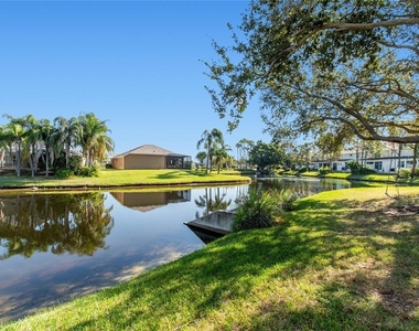 571 Shoreham Court Ne - Photo Thumbnail 65