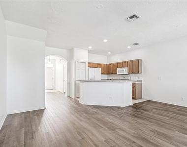 571 Shoreham Court Ne - Photo Thumbnail 20