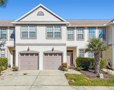 571 Shoreham Court Ne - Photo Thumbnail 5