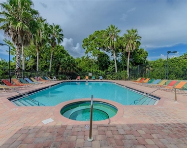 571 Shoreham Court Ne - Photo Thumbnail 80