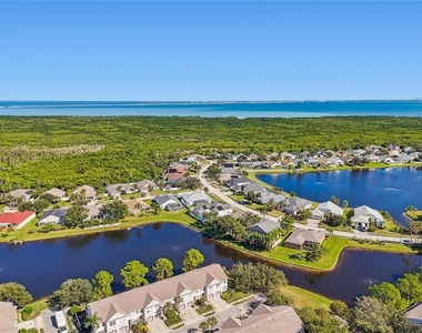 571 Shoreham Court Ne - Photo Thumbnail 69