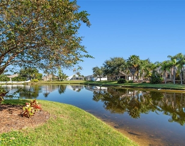 571 Shoreham Court Ne - Photo Thumbnail 64
