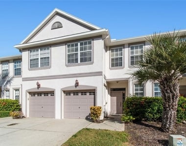 571 Shoreham Court Ne - Photo Thumbnail 7