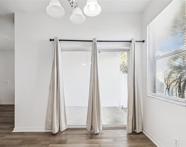 571 Shoreham Court Ne - Photo Thumbnail 35