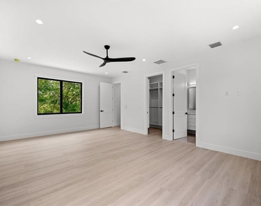 5341 Lake Pearl Court - Photo Thumbnail 63
