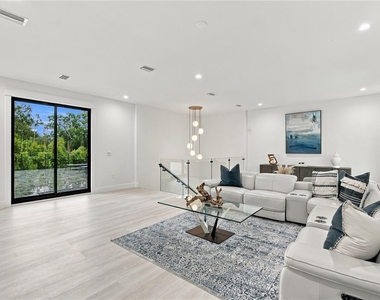 5341 Lake Pearl Court - Photo Thumbnail 40