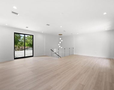 5341 Lake Pearl Court - Photo Thumbnail 39