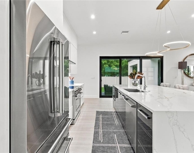 5341 Lake Pearl Court - Photo Thumbnail 26