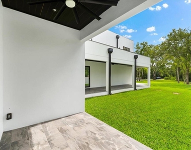 5341 Lake Pearl Court - Photo Thumbnail 82