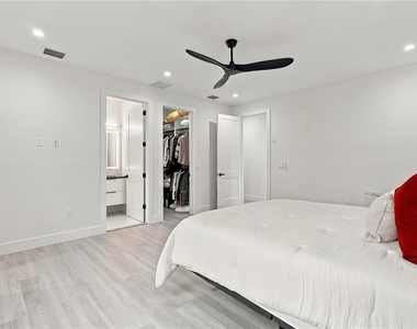 5341 Lake Pearl Court - Photo Thumbnail 52
