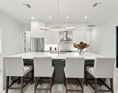 5341 Lake Pearl Court - Photo Thumbnail 21