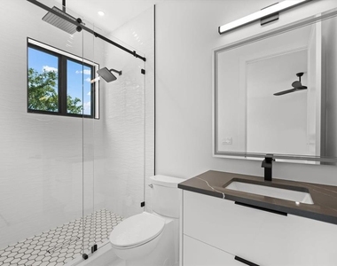 5341 Lake Pearl Court - Photo Thumbnail 55