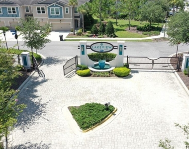 14223 Pondhawk Lane - Photo Thumbnail 44