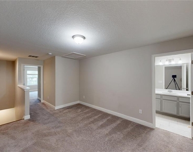 14223 Pondhawk Lane - Photo Thumbnail 16