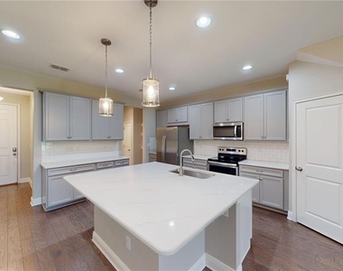14223 Pondhawk Lane - Photo Thumbnail 4