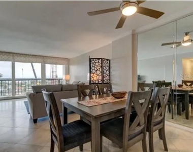 400 Island Way - Photo Thumbnail 1