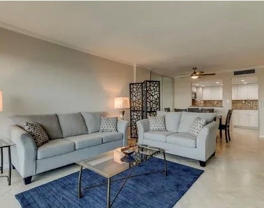 400 Island Way - Photo Thumbnail 4