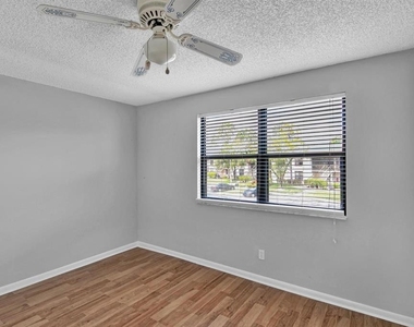 1918 Pelican Landing Boulevard - Photo Thumbnail 22