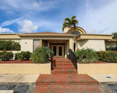 1918 Pelican Landing Boulevard - Photo Thumbnail 32