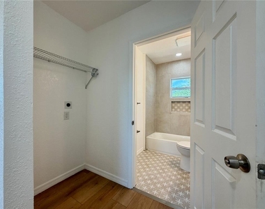 3827 2nd Avenue N - Photo Thumbnail 8