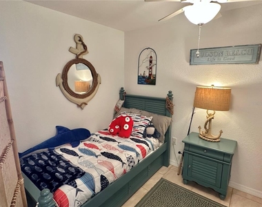 6035 Sea Ranch Drive - Photo Thumbnail 22
