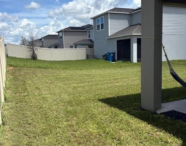 4913 Bluebell Court - Photo Thumbnail 11