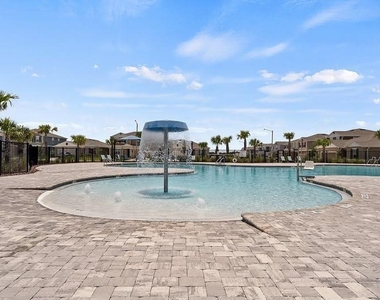 4913 Bluebell Court - Photo Thumbnail 15