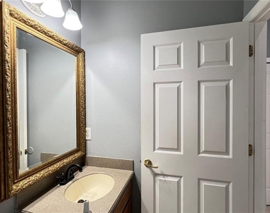 8832 Kensington Court - Photo Thumbnail 26