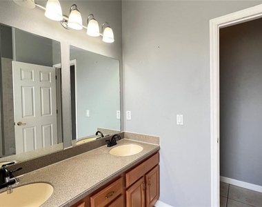 8832 Kensington Court - Photo Thumbnail 38