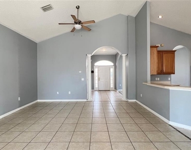8832 Kensington Court - Photo Thumbnail 17