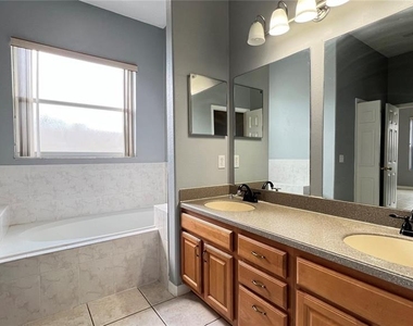 8832 Kensington Court - Photo Thumbnail 43