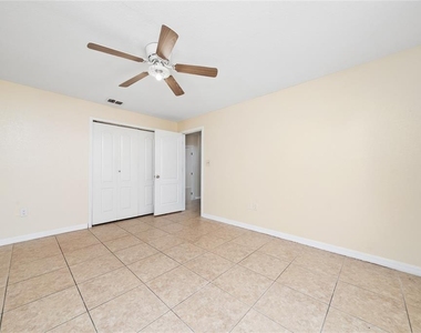 571 Imperial Place - Photo Thumbnail 18