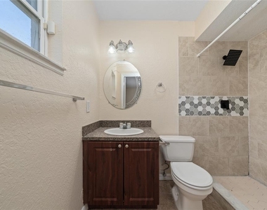 571 Imperial Place - Photo Thumbnail 21