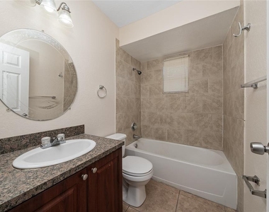 571 Imperial Place - Photo Thumbnail 17