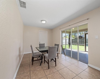 571 Imperial Place - Photo Thumbnail 10