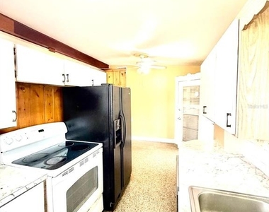 1004 George Street - Photo Thumbnail 8